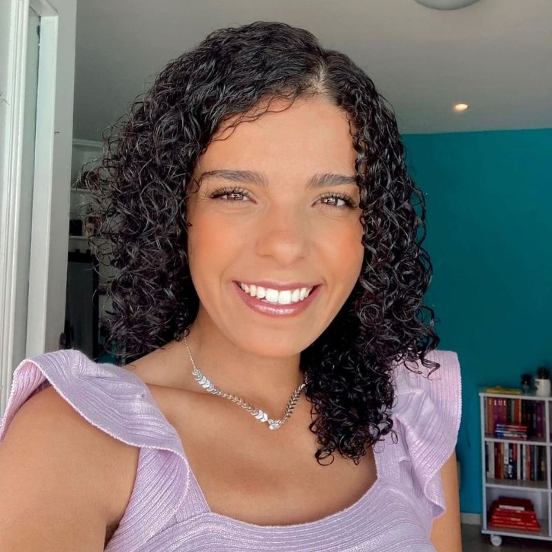 Caroline Lardoza Diniz